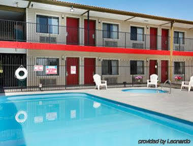 Howard Johnson By Wyndham Boise Exterior foto